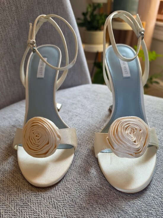 Nine West Shoes - Nine West Neve Rosette Ankle Strap Sandals